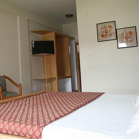 Pine Top Hotels Naran Zewnętrze zdjęcie